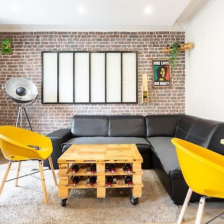Charming One-Of-A-Kind Apartment. Saint-Ouen  Exteriör bild
