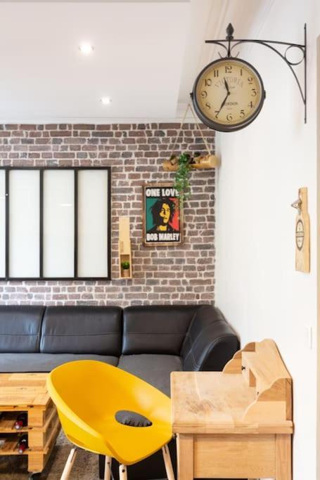 Charming One-Of-A-Kind Apartment. Saint-Ouen  Exteriör bild